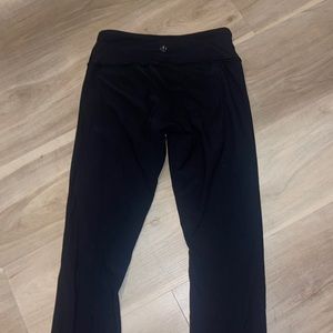 Great condition Reversible Lululemon pants, size 2 grew out of them real quick.